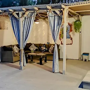 https://casa-soleada-arona-tenerife.adeje-hotels.com